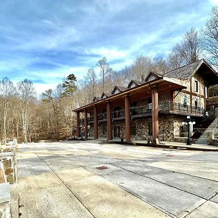 5 Bedroom Estate Near Casino And Downtown Bristol Exterior photo